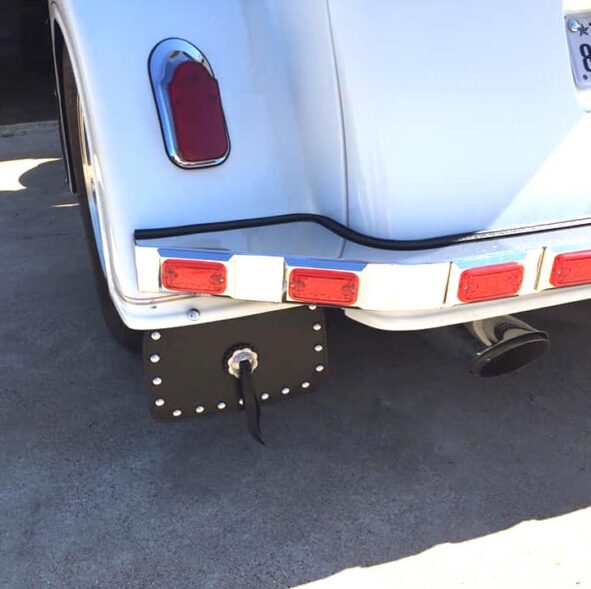 trike mud flap with studs and Concho1