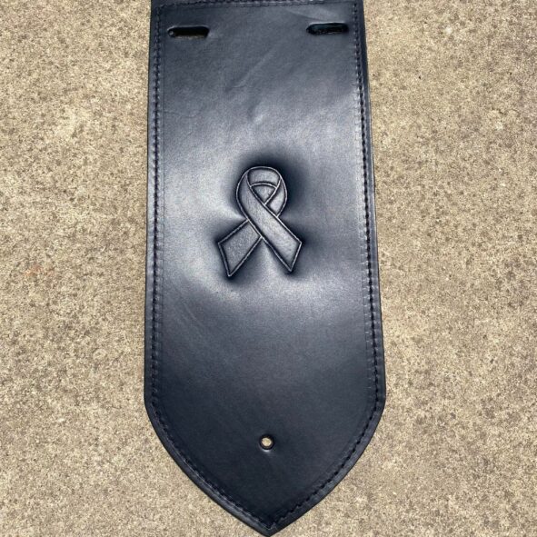 Harley fender bib with cancer ribbon by Captain Itch